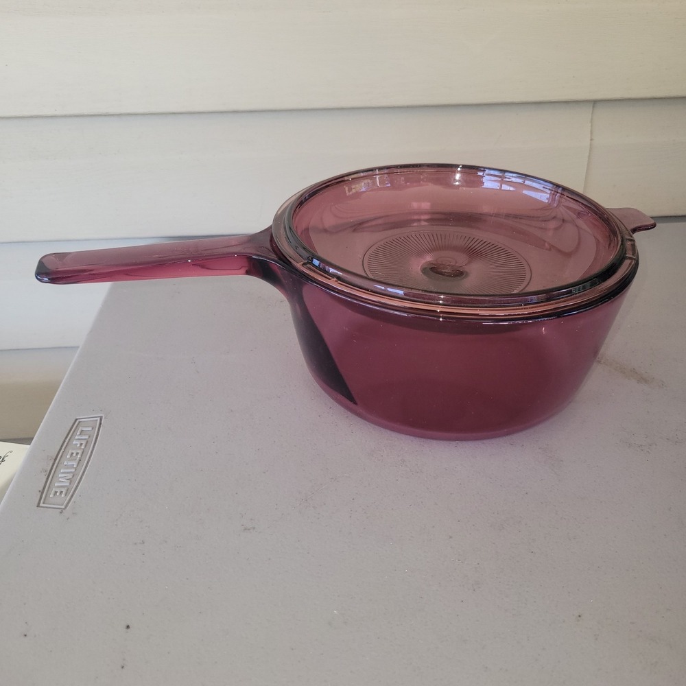 Vintage Corning Vision Ware 2.5 Liter Sauce Pan Cranberry w/ Lid Visionware - Picture 3 of 8
